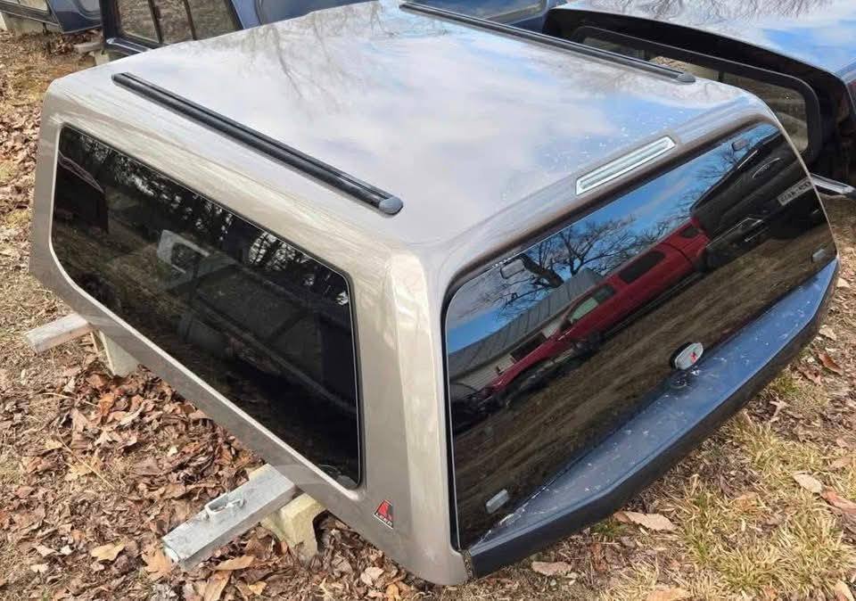 Truck Cap for Ford F-150 (2015–2020) 5.8 ft Short Bed – Crew Cab - Image 4