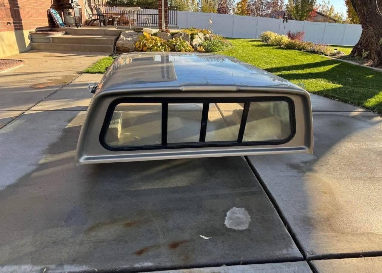 Leer Topper Shell 100XL65GMT for Silverado/Sierra - Image 3