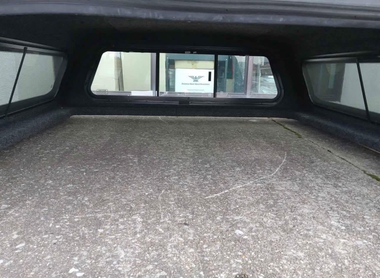 100xQ Leer Topper for Ford F-150 - Image 4